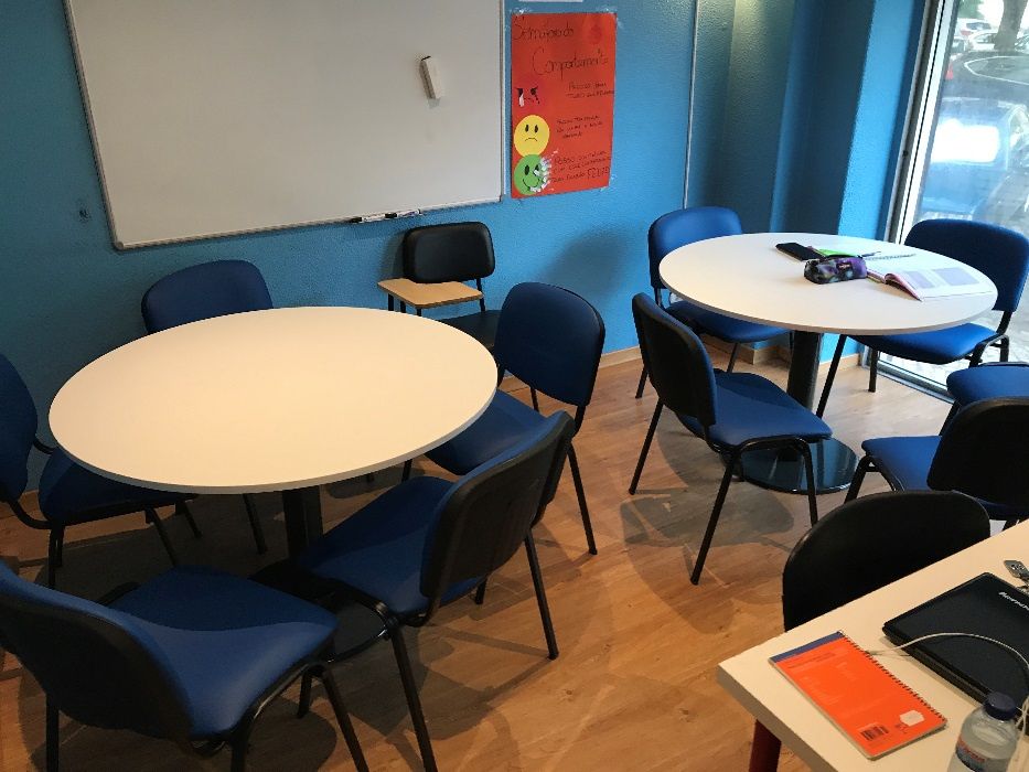 Mesa Redonda para Sala de Reunião 1100x750mm Melamina (Nova)