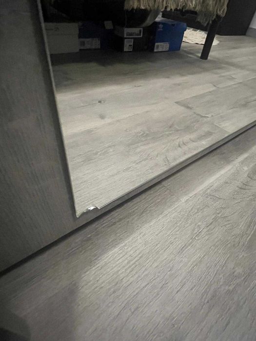 Roupeiro c/Espelhos 230 euros
