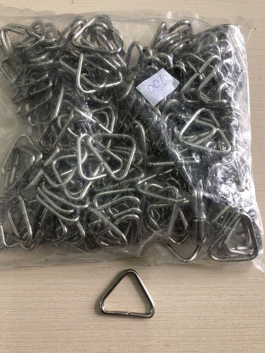 Okucia metalowe 200 sztuk