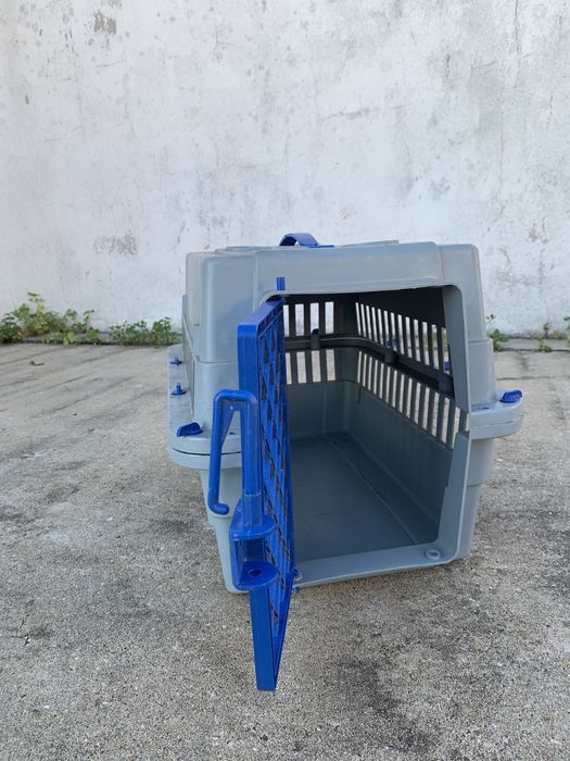 Caixa transportadora de animais