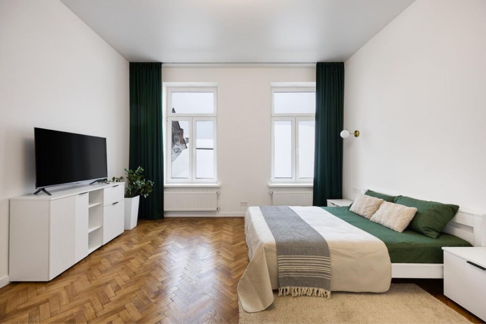 Продаж / 1 кім квартири / ремонт/ площа Теодора 11/ австрійський