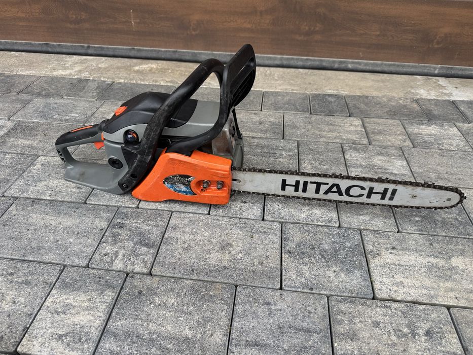 Бензопила Hitachi CS 33EB оригінал б/у