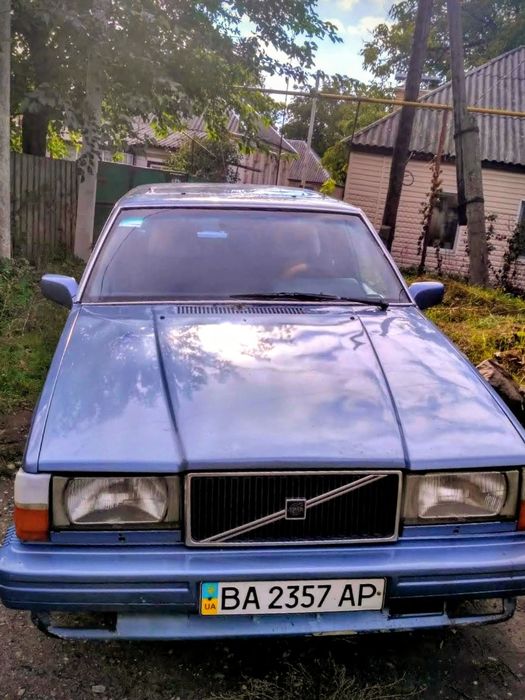 Вольво 760, двигун 2315 газ,бензин