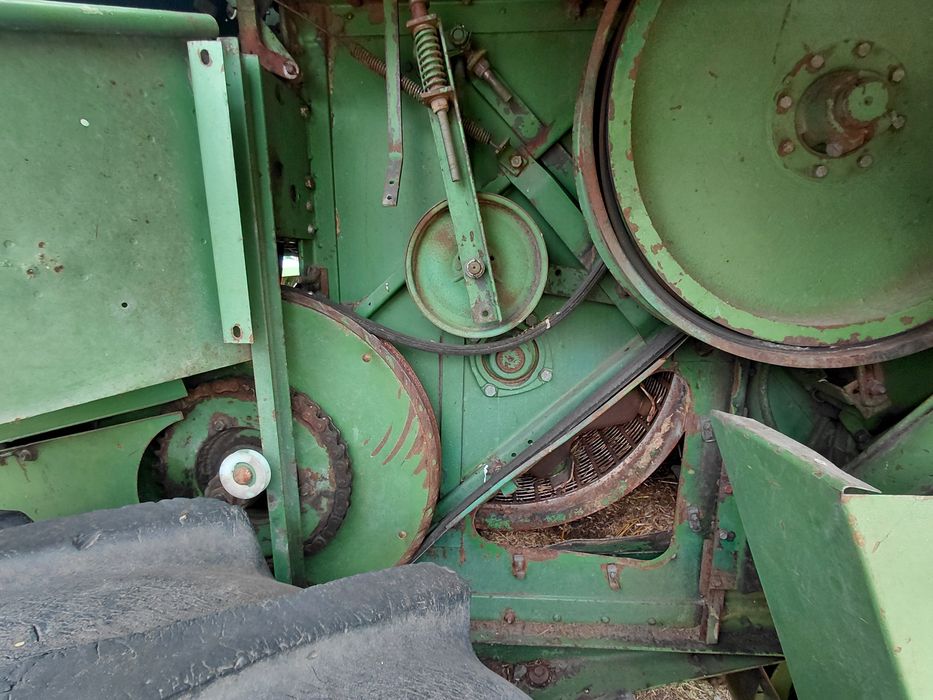 Комбайн Johne Deere 975 4.2 м
