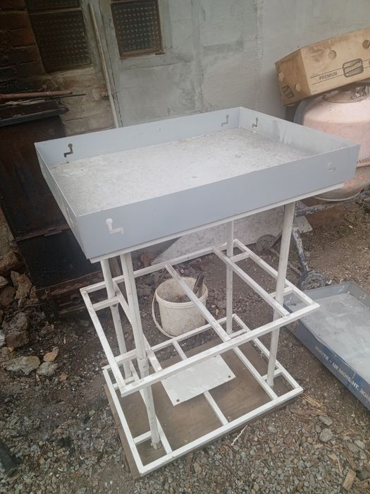 стилаж,поличка металева