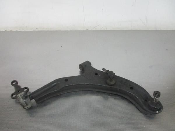 Braço de suspensão frente direito NISSAN Almera II Sedan (N16)