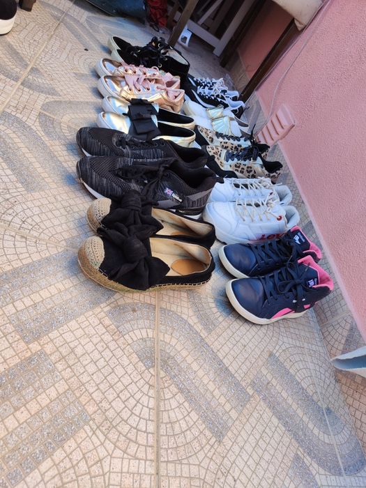 Tênis, sapatilhas e sapatos cada 5€ á 20€