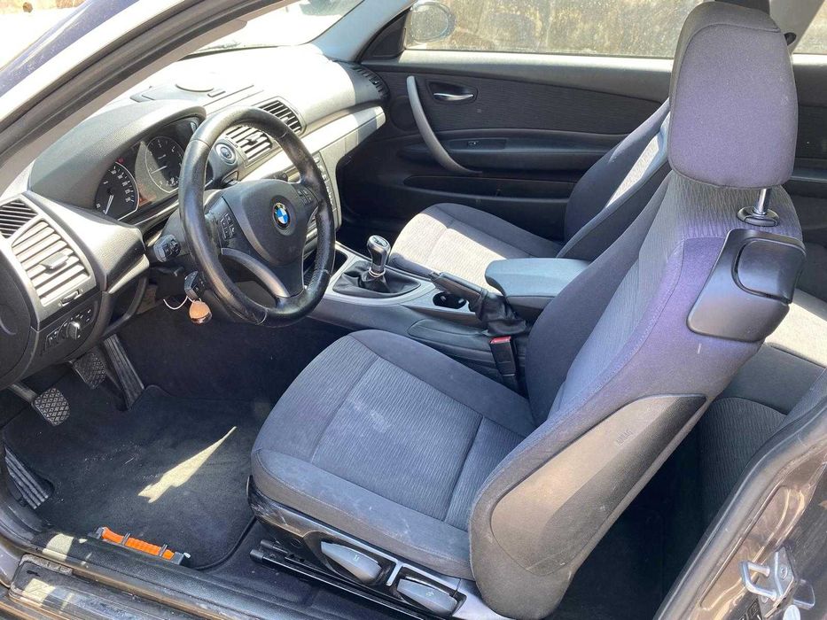 BMW Série 1 118d c/ gancho reboque