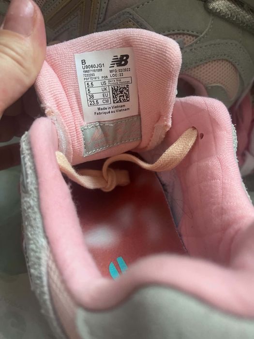 New balance 9060