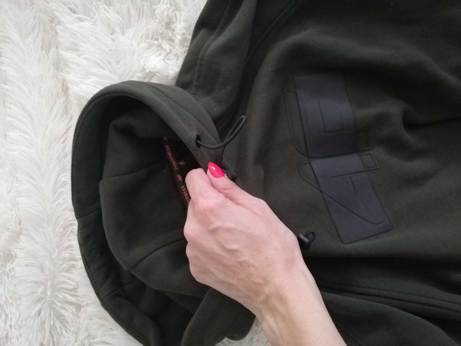 bluza 4F s 36 zielona bluza 4F s 36 z kapturem khaki sportswear