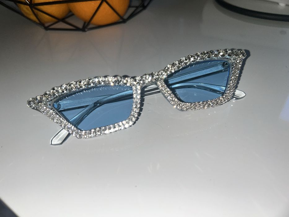 Okulary niebieskie festiwalowe z diamentami damskie kolorowe