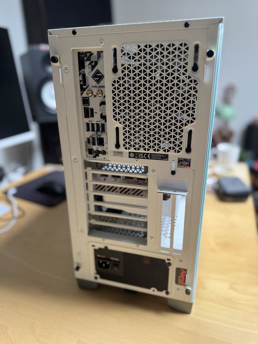 Komputer RTX 4080 SUPER AERO OC 16GB / Ryzen 7800x3D / 64gb RAM 6000MHz CL30 / 1tb ssd