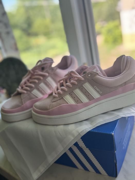 Adidas campus x Bad bunny
