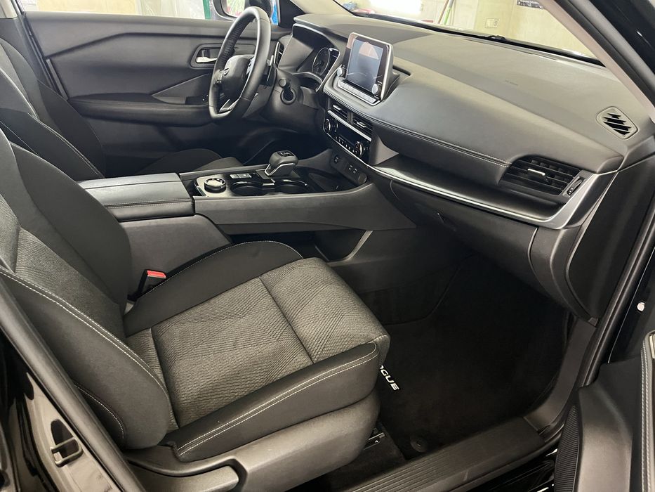 Nissan Rogue SV awd 2025p гарний стан авто
