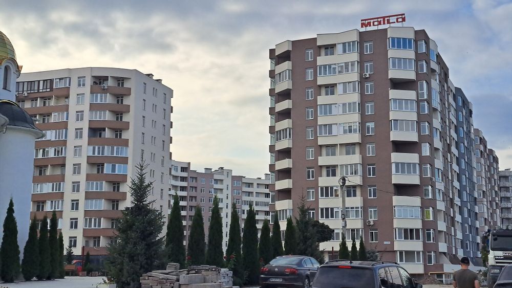 Black&White Нова стильна квартира вул.Київська новий мкрн. Подобово