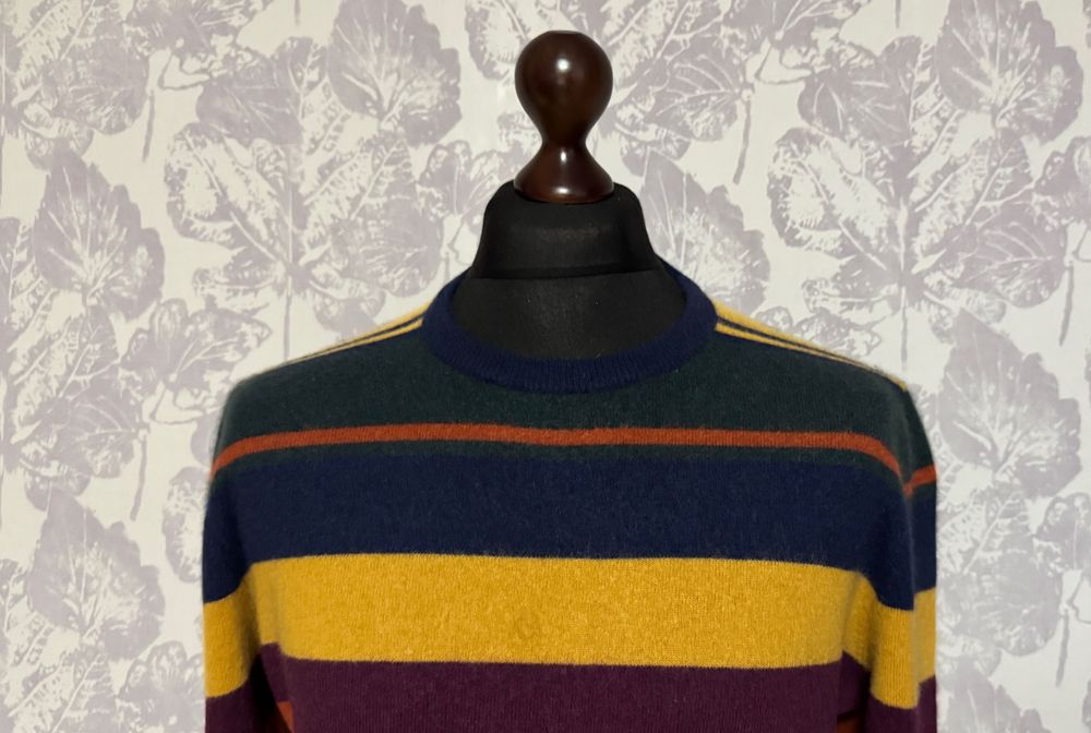 Кашемировый свитер John Lewis .