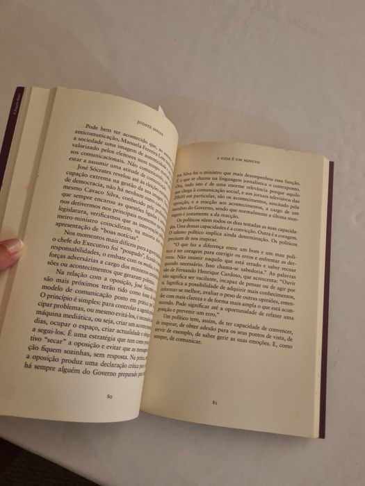 Livro "A vida é um minuto" de Judite de Sousa64752327348099122