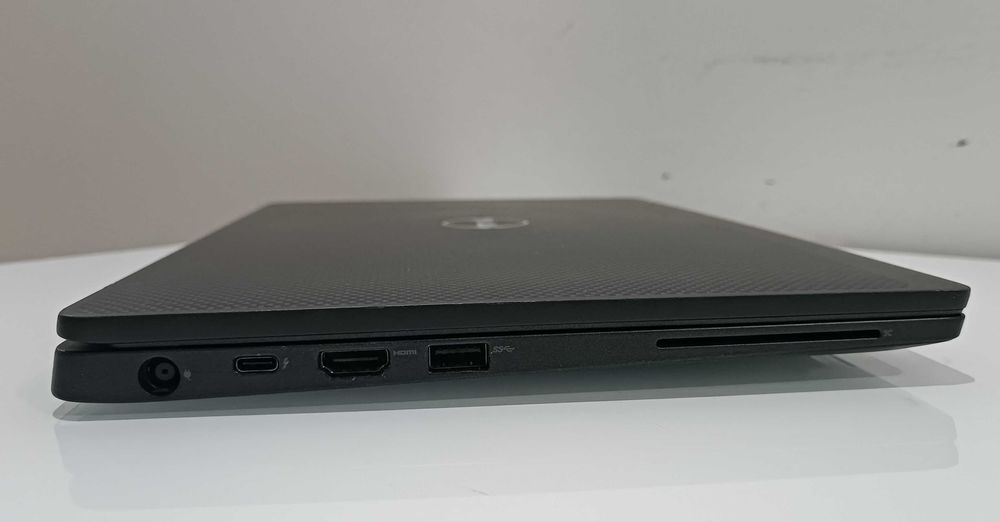 Dell Latitude 14 7400 – Ecrã 14 FHD/Intel Core i5/SSD NVME/12GB RAM