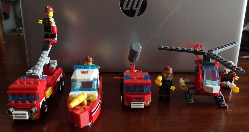 Lego conjunto BOMBEIROS