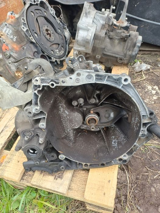 Peugeot 207 1.6 HDI 20DP45 коробка передач кпп мкпп