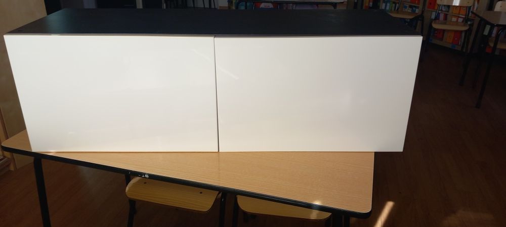 Armário de parede do ikea