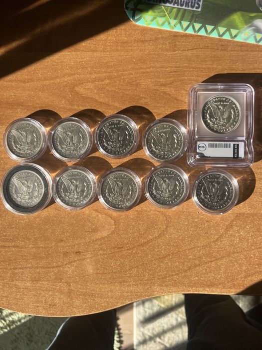 Монета долар Моргана