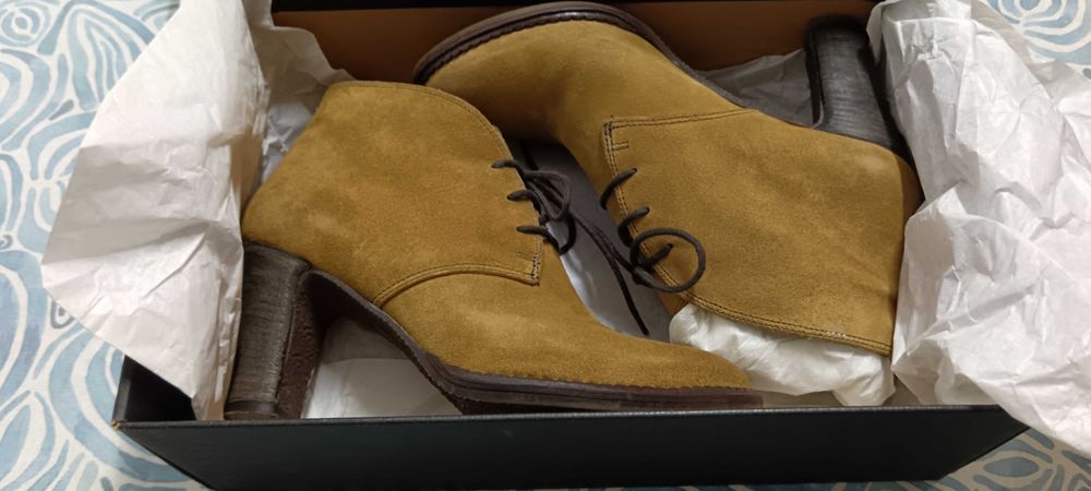 Botins  Prof muito elegantes