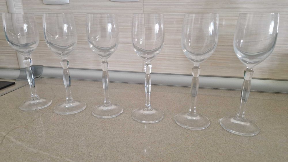 Conjunto 6 copos de aperitivos / licor em vidro pé alto
