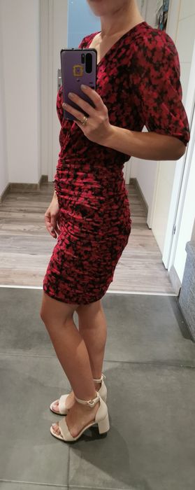 Czerwona kwiecista sukienka, mohito xs/34