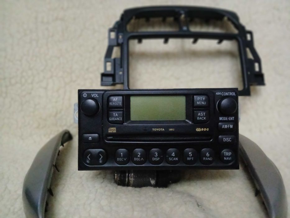 radio do toyoty rav4