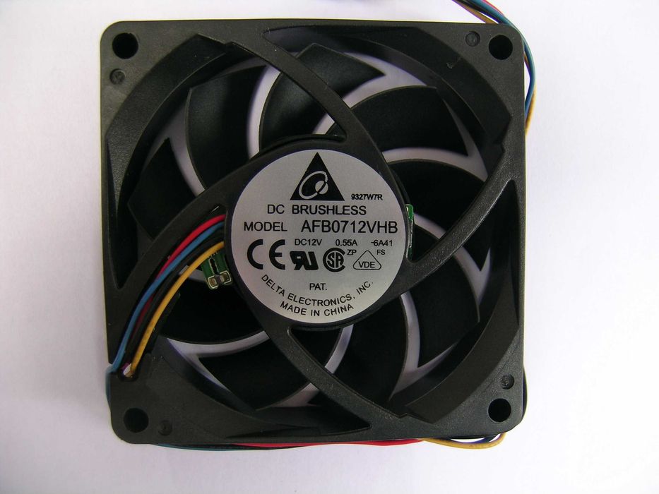 Вентилятор для охлаждения процессора AMD  AFB0712VHB, 4PIN.