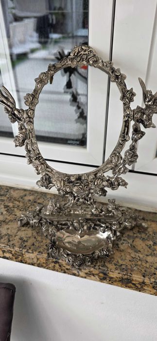 Conjunto decorativo em bronze – castiçal, espelho e pássaro