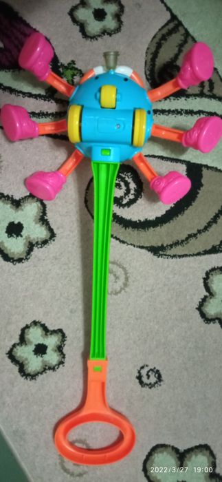 Каталка музыкальная