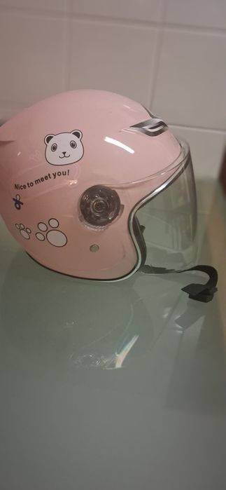 Capacete criança com viseira
