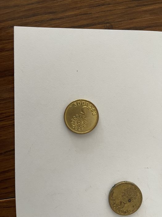 55 moedas de 5$ antigas de várias datas