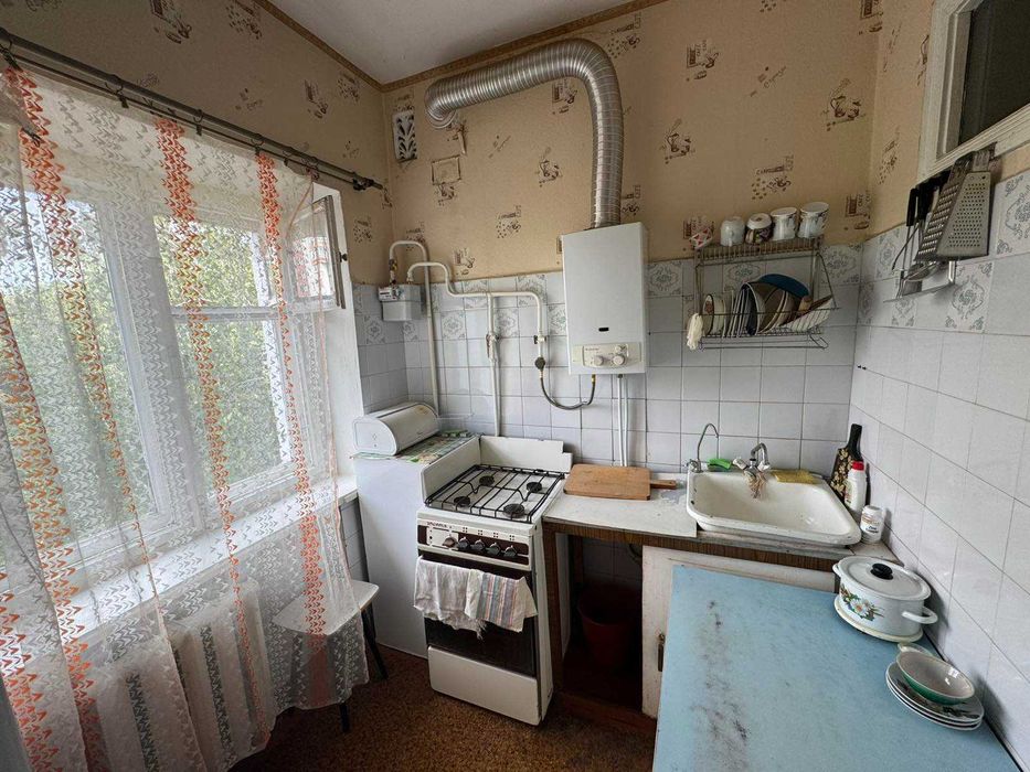 2 кімн., квартира в цегляному будинку, пр. Левка Лук'яненка