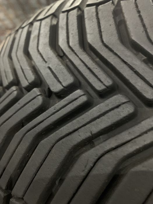 225/40 18 Michelin Cross Climat шини б/у всесезонні ПАРА