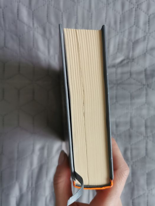 "Життя за життям" Кейт Аткінсон