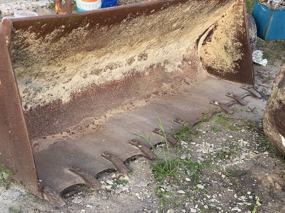 Vendo balde em bom estado