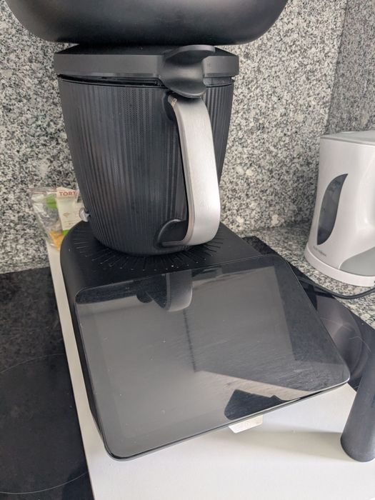 Bimby TM7 com garantia + acessórios (Mandolina nova + saco transporte)