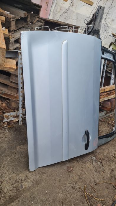 Touran двері передні ліві дверь тоуран VW левая водительская водійська