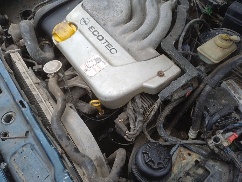 Двері Опель астра