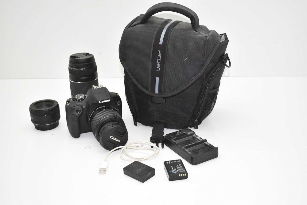 Aparat Canon EOS D2000 + 2 obiektywy + torba