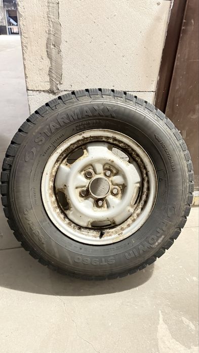 Диски з зимовою резиною на Hundai H100