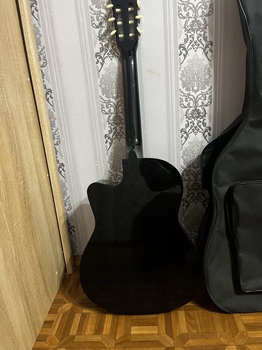 Гитара классическая