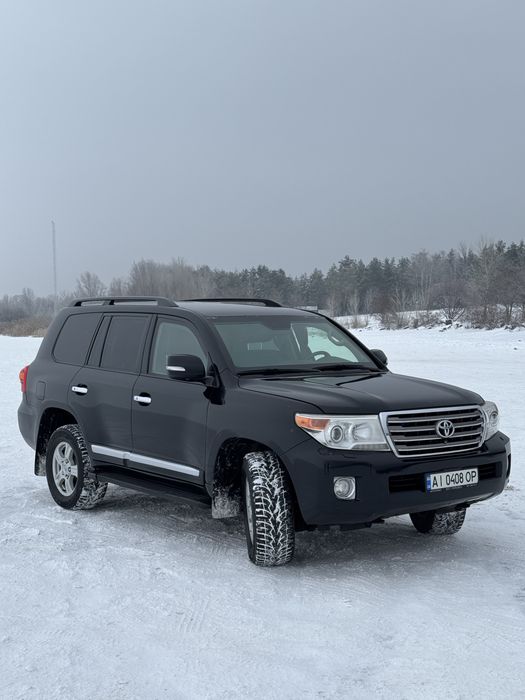 Броньований В6 Land Cruiser 200 2013року Toyota