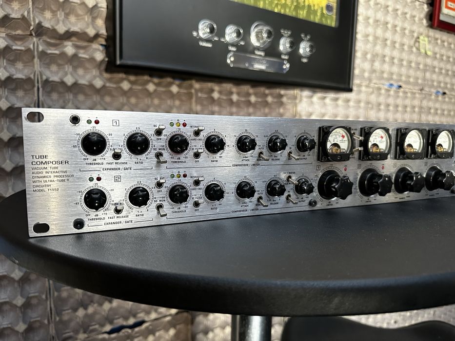 Behringer Tube Composer T 1952