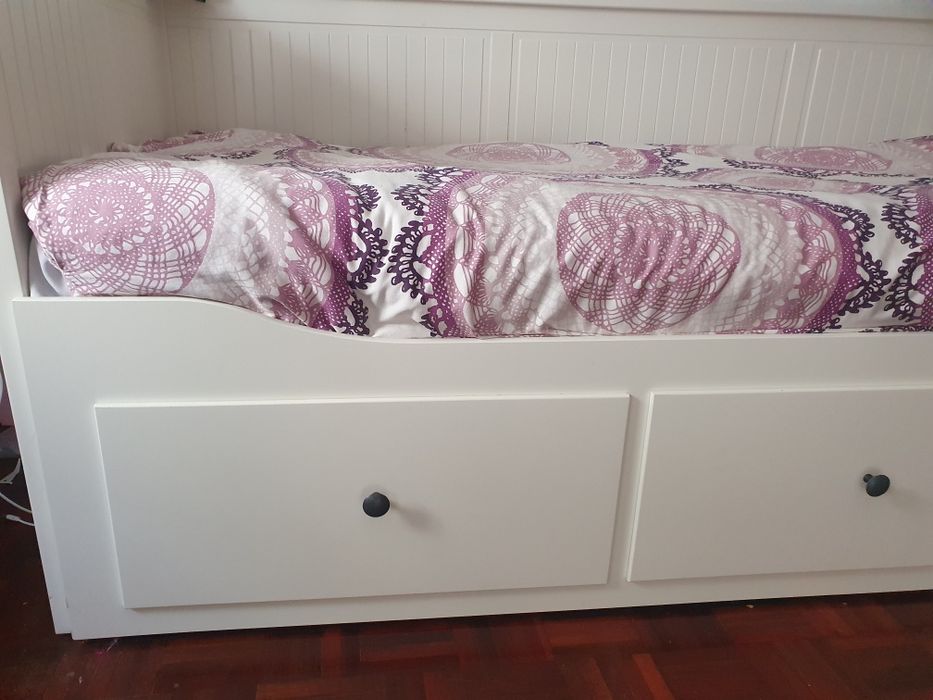 Cama Hemnes do ikea