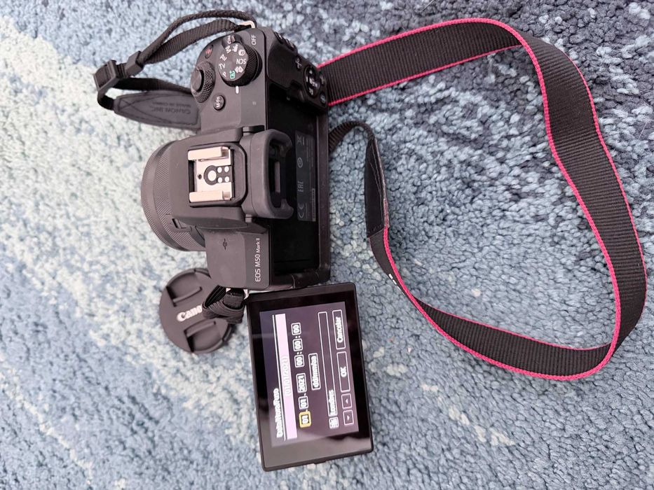 Canon EOS M50 Mark II c/ Kit Completo