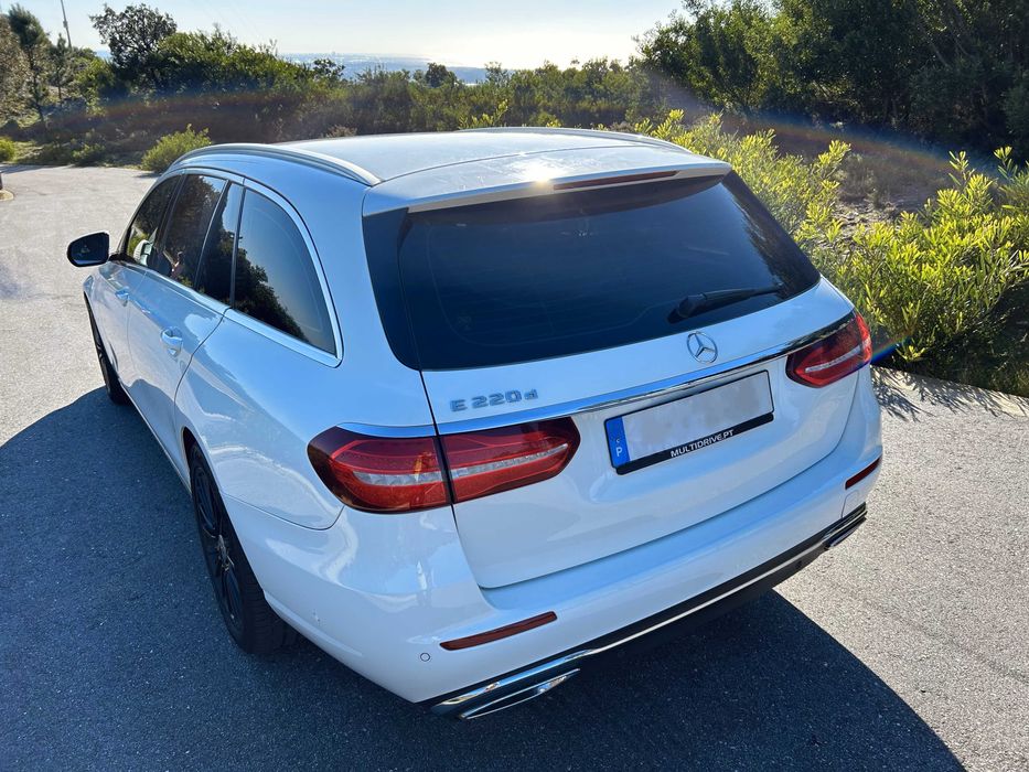 Mercedes E 220 carrinha 194cv caixa 9
